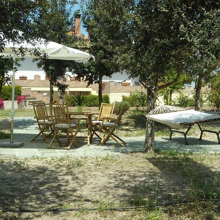 Ferienwohnung Tra Mare E Monti Santa Giusta Exterior foto