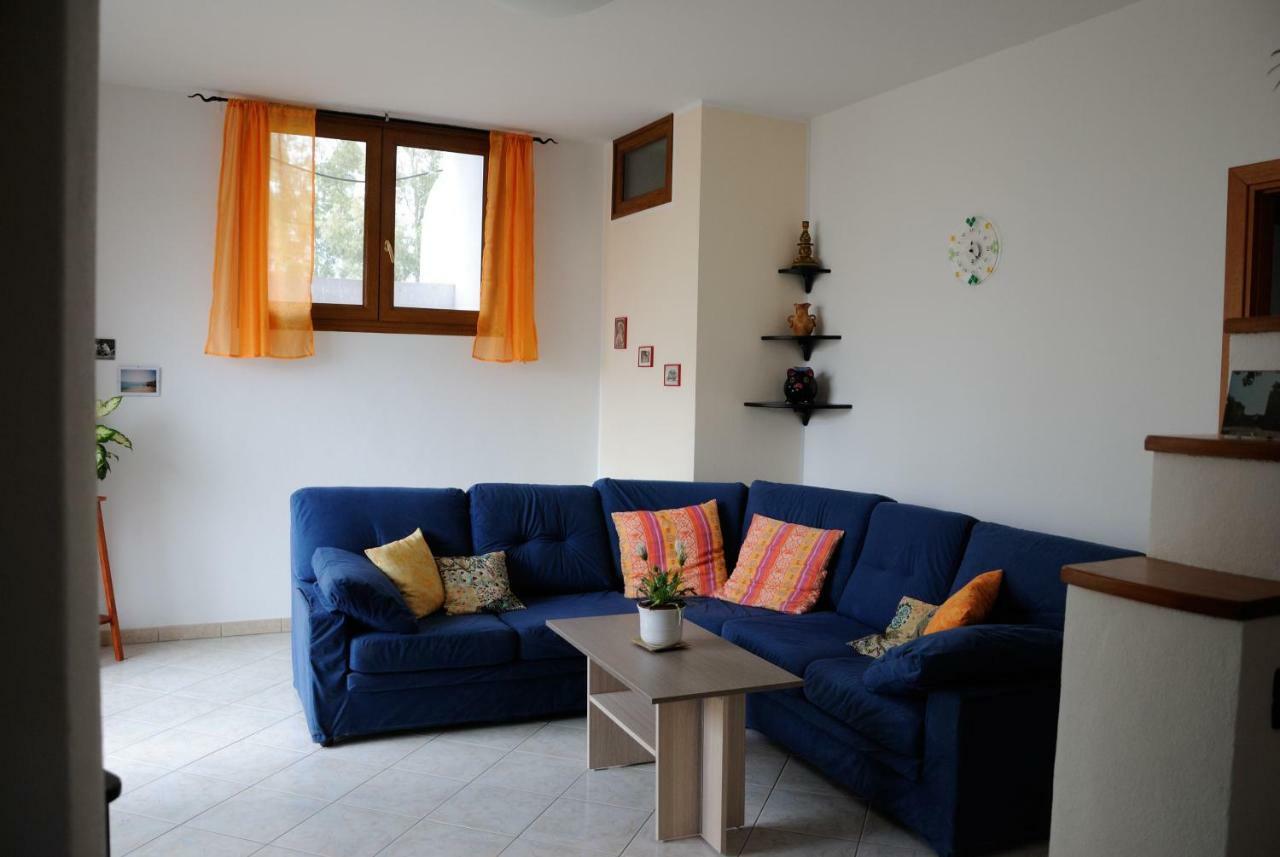 Ferienwohnung Tra Mare E Monti Santa Giusta Exterior foto
